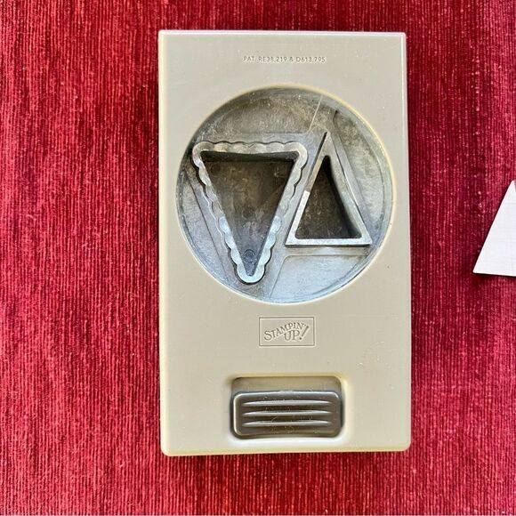 Stampin’ Up! 2 Piece Banner Hand Punch - Picture 5 of 7